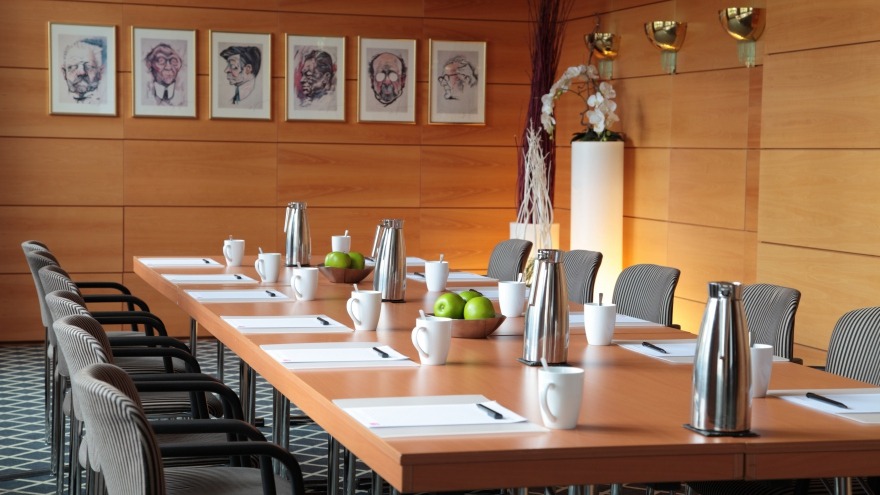 conference room Frankfurt II hollow sqaure relexa hotel Berlin - conference room Frankfurt II hollow sqaure